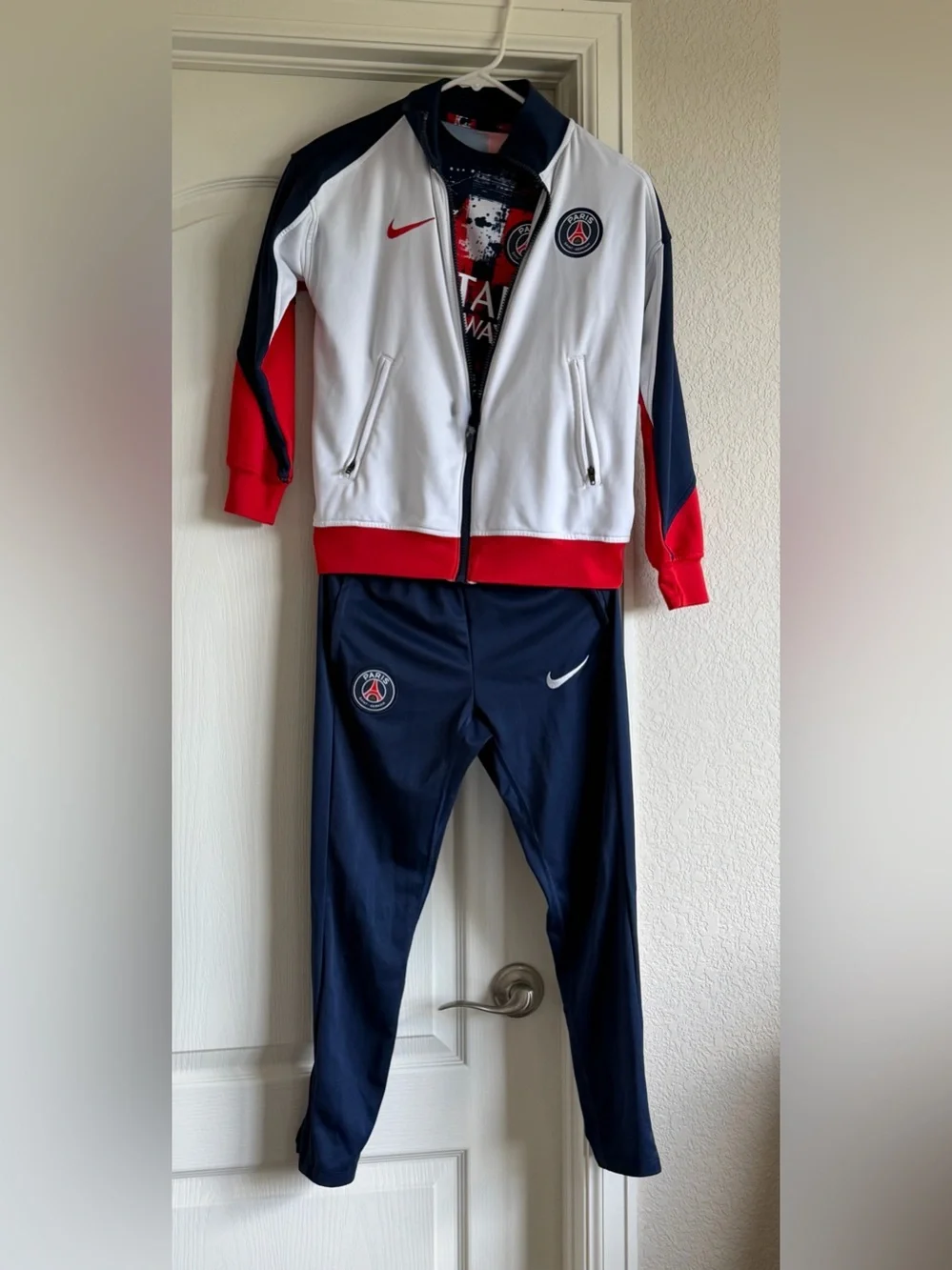 Nike PSG Paris Saint-Germain 3-Piece Tracksuit Set Jacket Pants Jersey Youth